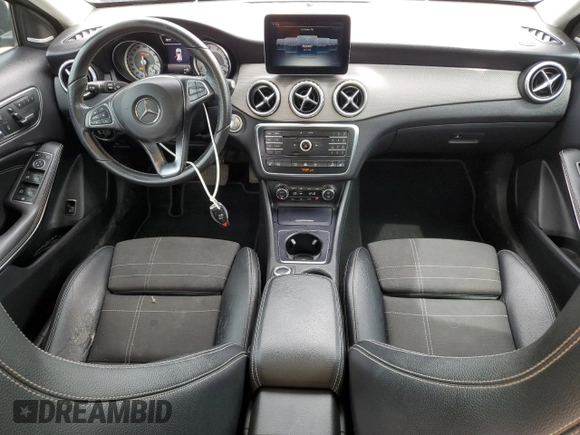 2017 Mercedes-Benz GLA 250 z VIN WDCTG4GBXHJ296989, wystawiony jako Copart lot #54304295 z przebiegiem 107 886 mil mil oraz Czysty tytuł • Clean title. Historia ofert i sprzedaży dostępna na DreamBid. Obrazek 8.