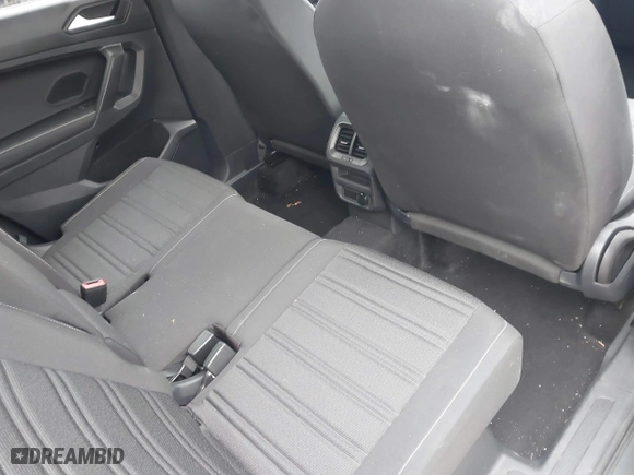 2024 Volkswagen Tiguan S with VIN 3VVRB7AX2RM020784, listed as a IAAI auction lot 41606444 with 16,051 mi miles. Bid and sale history available at carsss.com. Image 8.