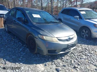 2010 Honda Civic Sdn DX-VP with VIN 19XFA1F33AE069806, listed as a IAAI auction lot 41770002 with 288,719 mi miles. Bid and sale history available at carsss.com. Image 1.