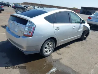 2008 Toyota Prius with VIN JTDKB20U287708237, listed as a IAAI auction lot 42381526 with 302,296 mi miles and . Bid and sale history available at DreamBid. Image 4.