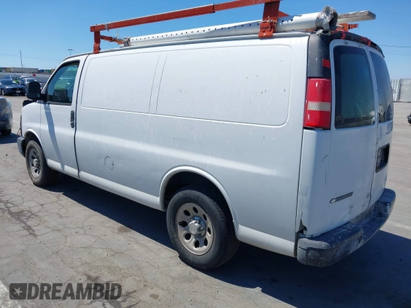 2009 Chevrolet Express Cargo with VIN 1GCFG15XX91120414, listed as a IAAI auction lot 42862198 with 166,675 mi miles and . Bid and sale history available at DreamBid. Image 3.