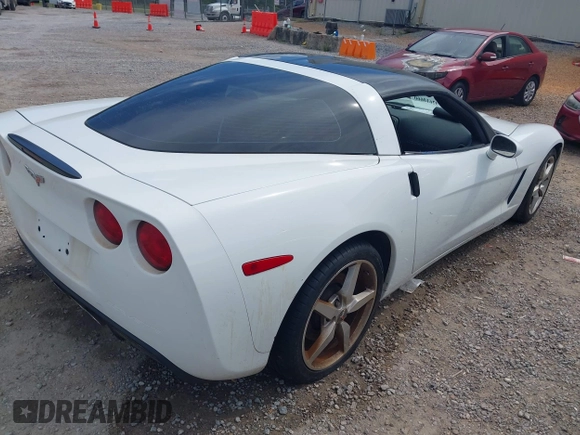 2012 Chevrolet Corvette 3LT с VIN 1G1YG2DW3C5110968, выставлен на аукционе IAAI как лот 42610660 с пробегом 62 803 миль миль и . История ставок и продаж доступна на DreamBid. Изображение 4.