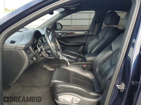 2017 Porsche Macan with VIN WP1AA2A51HLB03458, listed as a Copart auction lot 55164335 with 53,156 mi miles and Salvage title. Bid and sale history available at DreamBid. Image 7.