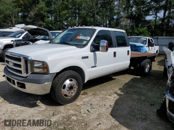 2006 Ford F-350 XL z VIN 1FDWW36P36ED25201, wystawiony jako Copart lot #65108995 z przebiegiem 226 872 mil mil oraz Czysty tytuł • Clean title. Historia ofert i sprzedaży dostępna na DreamBid. Obrazek 1.