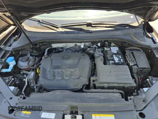 2024 Volkswagen Tiguan SE with VIN 3VV3B7AX8RM076346, listed as a IAAI auction lot 42734323 with 29,573 mi miles and . Bid and sale history available at DreamBid. Image 6.