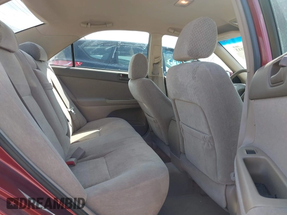 2004 Toyota Camry LE with VIN 4T1BE32K34U377605, listed as a IAAI auction lot 42107813 with 110,724 mi miles. Bid and sale history available at carsss.com. Image 8.