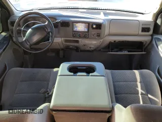 2001 Ford Super Duty F-250 XL with VIN 1FTNX20F11EB60992, listed as a Copart auction lot 88501795 with 136,557 mi miles and Salvage Title. Bid and sale history available at carsss.com. Image 8.