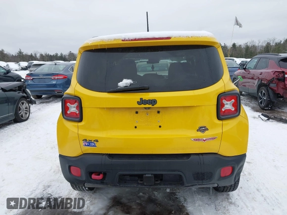 2015 Jeep Renegade Trailhawk with VIN ZACCJBCT9FPB95949, listed as a IAAI auction lot 41558291 with 60,682 mi miles and . Bid and sale history available at DreamBid. Image 16.