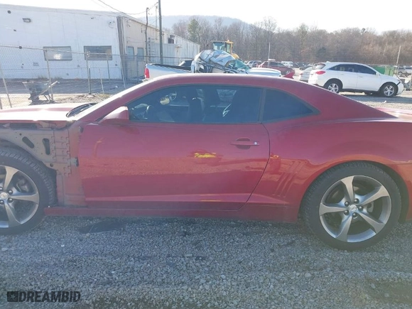 2014 Chevrolet Camaro LT with VIN 2G1FC1E35E9152033, listed as a IAAI auction lot 41478311 with NaN miles. Bid and sale history available at carsss.com. Image 15.