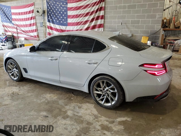 2022 Genesis G70 2.0T with VIN KMTG34TA2NU092828, listed as a Copart auction lot 47296105 with 15,737 mi miles and Salvage title. Bid and sale history available at DreamBid. Image 2.