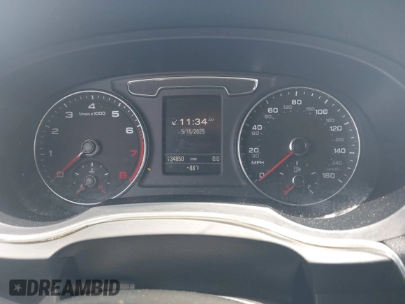 2016 Audi Q3 Premium Plus z VIN WA1EFCFS3GR002758, wystawiony jako IAAI lot #42262429 z przebiegiem 134 850 mil mil oraz . Historia ofert i sprzedaży dostępna na DreamBid. Obrazek 7.