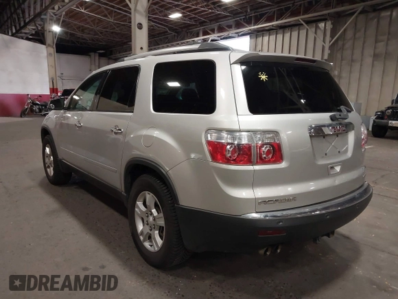 2011 GMC Acadia SLE with VIN 1GKKVPEDXBJ170057, listed as a IAAI auction lot 41535831 with 113,574 mi miles. Bid and sale history available at carsss.com. Image 3.