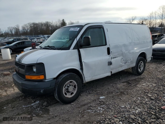 2009 Chevrolet Express Cargo Van with VIN 1GCGG25C691107005, listed as a Copart auction lot 87734445 with 184,483 mi miles and Salvage Title. Bid and sale history available at carsss.com. Image 1.