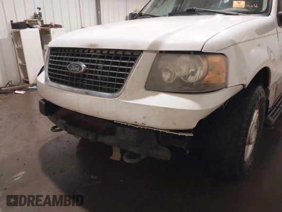2003 Ford Expedition Special Service z VIN 1FMPU16L63LB50445, wystawiony jako IAAI lot #41445377 z przebiegiem 206 264 mil mil oraz . Historia ofert i sprzedaży dostępna na DreamBid. Obrazek 6.