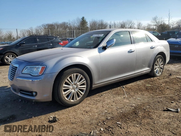 2014 Chrysler 300 C with VIN 2C3CCAKG9EH201097, listed as a Copart auction lot 47728625 with 197,424 mi miles and Clean Title. Bid and sale history available at carsss.com. Image 1.