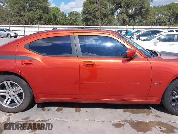 2006 Dodge Charger R/T with VIN 2B3KA53HX6H234270, listed as a IAAI auction lot 40380733 with 177,479 mi miles and . Bid and sale history available at carsss.com. Image 13.