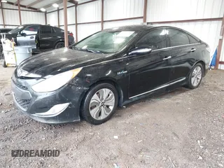 2015 Hyundai Sonata Hybrid Limited with VIN KMHEC4A40FA121325, listed as a IAAI auction lot 41976708 with 187,387 mi miles. Bid and sale history available at carsss.com. Image 17.