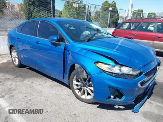 2020 Ford Fusion Hybrid SE with VIN 3FA6P0LU3LR215130, listed as a IAAI auction lot 41768057 with 1 mi miles. Bid and sale history available at carsss.com. Image 1.