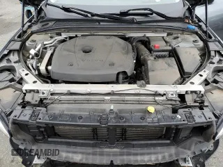 2018 Volvo V90 z VIN YV4A22NLXJ1015269, wystawiony jako Copart lot #75524653 z przebiegiem 82 606 mil mil oraz . Historia ofert i sprzedaży dostępna na DreamBid. Obrazek 12.