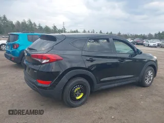2018 Hyundai Tucson SE z VIN KM8J2CA47JU820390, wystawiony jako IAAI lot #42104349 z przebiegiem 11 725 mil mil oraz . Historia ofert i sprzedaży dostępna na DreamBid. Obrazek 6.