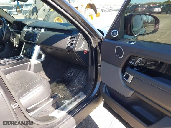 2018 Land Rover Range Rover with VIN SALGS5RE3JA506933, listed as a IAAI auction lot 41867748 with NaN miles. Bid and sale history available at carsss.com. Image 5.