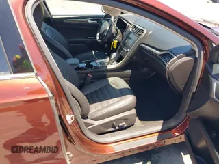 2015 Ford Fusion SE Hybrid с VIN 3FA6P0LU2FR310783, выставлен на аукционе IAAI как лот 42617746 с пробегом 47 264 миль миль и . История ставок и продаж доступна на DreamBid. Изображение 5.