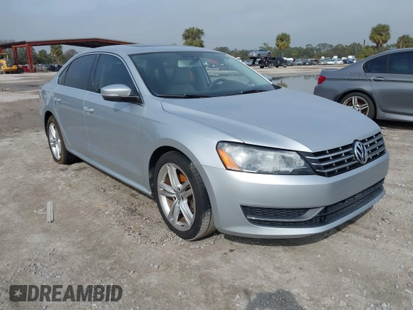 2015 Volkswagen Passat SE z VIN 1VWBV7A34FC085960, wystawiony jako IAAI lot #41464038 z przebiegiem 85 312 mil mil oraz . Historia ofert i sprzedaży dostępna na DreamBid. Obrazek 1.