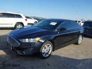 2020 Ford Fusion SE with VIN 3FA6P0HD1LR221209, listed as a IAAI auction lot 41698097 with 61,173 mi miles. Bid and sale history available at carsss.com. Image 18.