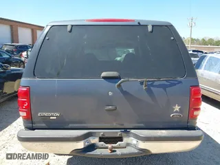 1999 Ford Expedition XLT with VIN 1FMRU1762XLB27932, listed as a IAAI auction lot 41897682 with 1 mi miles. Bid and sale history available at carsss.com. Image 15.