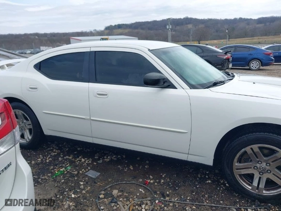 2007 Dodge Charger with VIN 2B3KA43G47H796555, listed as a IAAI auction lot 41684773 with 194,276 mi miles. Bid and sale history available at carsss.com. Image 13.