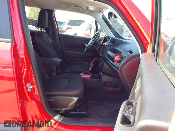 2019 Jeep Renegade Trailhawk with VIN ZACNJBC19KPK09606, listed as a IAAI auction lot 42002002 with 25,646 mi miles and . Bid and sale history available at DreamBid. Image 5.