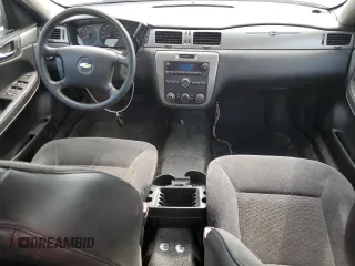 2014 Chevrolet Impala Police Police z VIN 2G1WD5E34E1158876, wystawiony jako Copart lot #55107095 z przebiegiem 151 734 mil mil oraz Szkody całkowita. Historia ofert i sprzedaży dostępna na DreamBid. Obrazek 8.