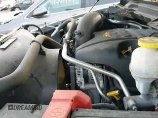 2019 Ram 1500 Express z VIN 1C6RR7FT7KS731059, wystawiony jako IAAI lot #41264070 z przebiegiem 147 444 mil mil oraz . Historia ofert i sprzedaży dostępna na DreamBid. Obrazek 19.