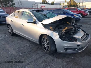 2017 Volvo S60 Inscription with VIN LYV402HK7HB133405, listed as a IAAI auction lot 41331529 with 1 mi miles. Bid and sale history available at carsss.com. Image 1.