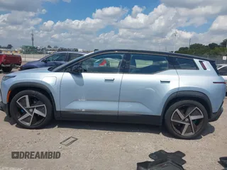 2023 Fisker Ocean One z VIN VCF1ZBU22PG006157, wystawiony jako IAAI lot #41887759 z przebiegiem 3322 mil mil oraz . Historia ofert i sprzedaży dostępna na DreamBid. Obrazek 14.