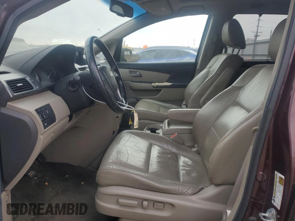 2011 Honda Odyssey EX-L with VIN 5FNRL5H69BB057080, listed as a Copart auction lot 41984785 with 152,963 mi miles and Salvage Title. Bid and sale history available at DreamBid. Image 7.