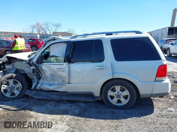 2004 Lincoln Aviator Luxury with VIN 5LMEU88H84ZJ02692, listed as a IAAI auction lot 41895307 with Not Provided miles and . Bid and sale history available at DreamBid. Image 13.
