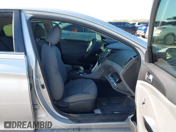 2014 Hyundai Sonata GLS with VIN 5NPEB4AC4EH897513, listed as a IAAI auction lot 41953553 with 209,502 mi miles and . Bid and sale history available at DreamBid. Image 5.