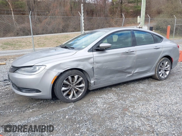 2015 Chrysler 200 S with VIN 1C3CCCBG7FN613684, listed as a IAAI auction lot 41028061 with 111,061 mi miles. Bid and sale history available at carsss.com. Image 2.
