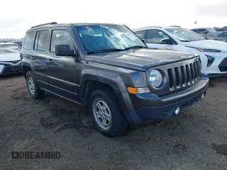 2016 Jeep Patriot Sport SE with VIN 1C4NJPBA1GD722176, listed as a IAAI auction lot 41549744 with 108,550 mi miles and . Bid and sale history available at carsss.com. Image 1.