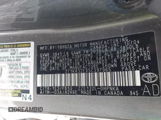 2005 Toyota Matrix STD with VIN 2T1KR32EX5C397965, listed as a IAAI auction lot 41931260 with 135,912 mi miles. Bid and sale history available at carsss.com. Image 9.