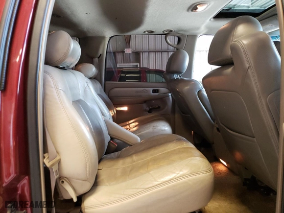2002 GMC Yukon XL Denali with VIN 1GKFK66U92J172644, listed as a Copart auction lot 49002884 with 274,736 mi miles and Salvage Title. Bid and sale history available at carsss.com. Image 11.