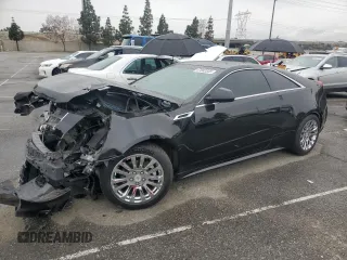 2011 Cadillac CTS Premium z VIN 1G6DP1ED8B0112470, wystawiony jako Copart lot #47882535 z przebiegiem Nie podano mil oraz Szkoda całkowita • Salvage title. Historia ofert i sprzedaży dostępna na DreamBid. Obrazek 1.