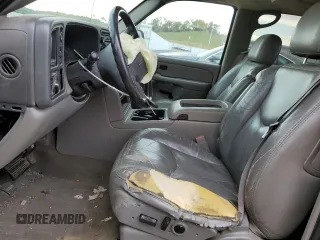 2006 Chevrolet Avalanche Z71 with VIN 3GNEK12ZX6G105626, listed as a Copart auction lot 71610203 with 0 mi miles and Salvage Title. Bid and sale history available at carsss.com. Image 7.