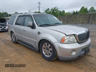 2003 Lincoln Navigator Luxury z VIN 5LMFU28R93LJ39584, wystawiony jako IAAI lot #42302459 z przebiegiem Nie podano mil oraz . Historia ofert i sprzedaży dostępna na DreamBid. Obrazek 1.