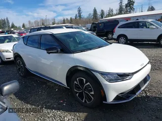 2022 Kia EV6 Wind with VIN KNDC3DLC5N5034110, listed as a IAAI auction lot 41667440 with 25,780 mi miles. Bid and sale history available at carsss.com. Image 14.
