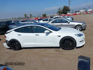 2022 Tesla Model S с VIN 5YJSA1E50NF459084, выставлен на аукционе IAAI как лот 42497645 с пробегом 31 098 миль миль и . История ставок и продаж доступна на DreamBid. Изображение 13.