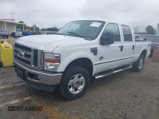 2010 Ford Super Duty F-250 SRW XL with VIN 1FTSW2BY2AEA60565, listed as a IAAI auction lot 41714262 with 177,014 mi miles. Bid and sale history available at carsss.com. Image 2.