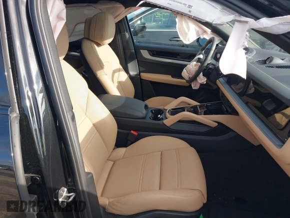2025 Porsche Cayenne z VIN WP1BA2AY4SDA29016, wystawiony jako IAAI lot #41899275 z przebiegiem 7 099 mil mil oraz . Historia ofert i sprzedaży dostępna na DreamBid. Obrazek 5.