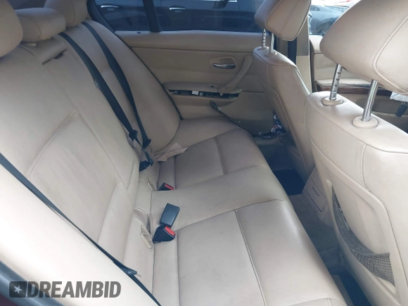 2008 BMW 3 Series 328xi with VIN WBAVC735X8KP39421, listed as a IAAI auction lot 41769424 with 137,451 mi miles. Bid and sale history available at carsss.com. Image 8.